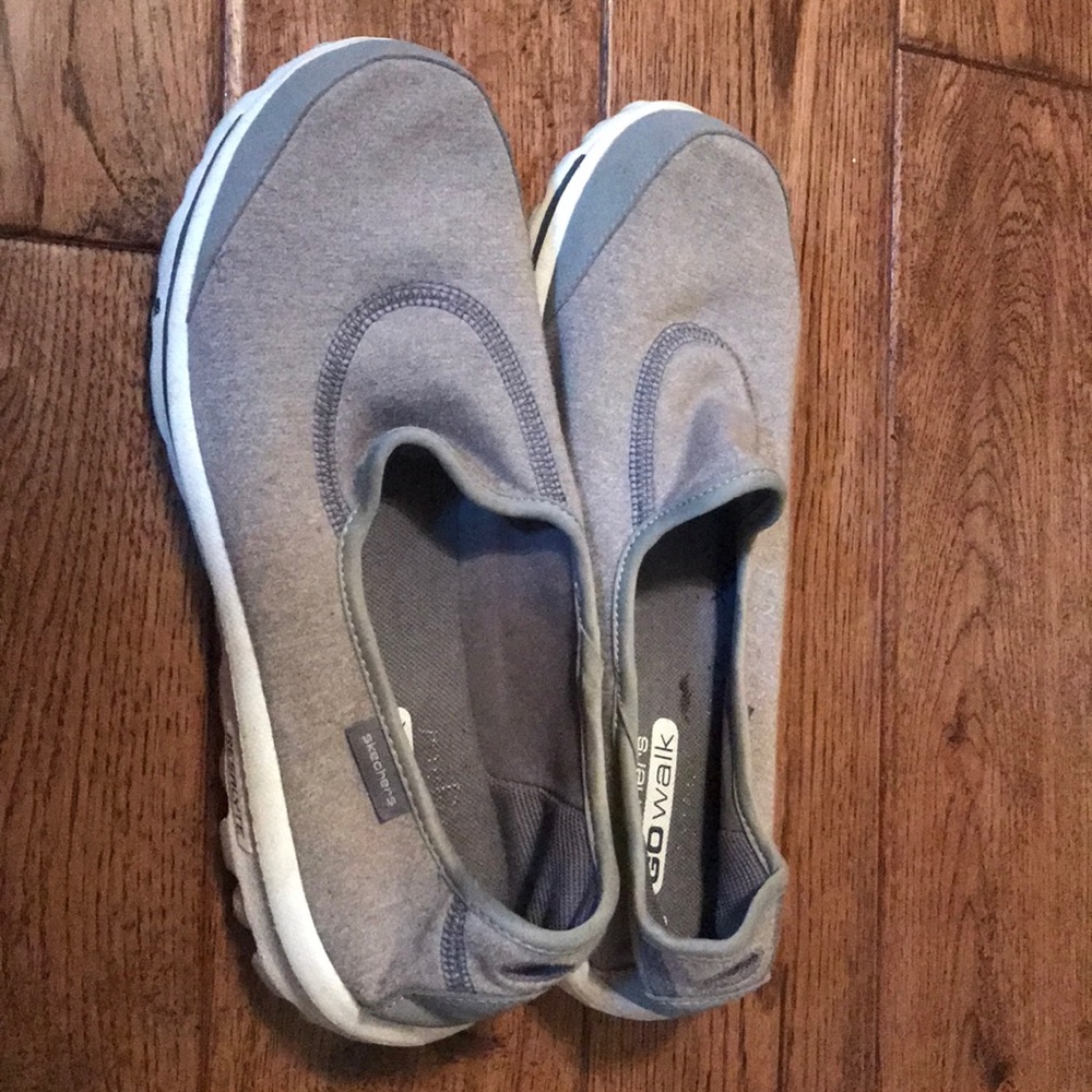Skechers go walk shoes